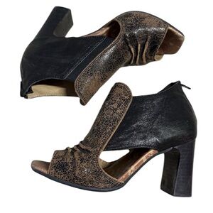 DKODE Distressed Leather Open Toe Ankle Booties Heeled Sandals, size 41